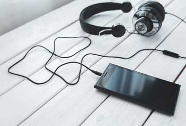 意甲媒体透露：米兰基本搞定迈尼昂后，下一个续约目标是普利西奇，薪资待遇也对标莱奥